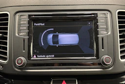 ruskea (beige) Volkswagen Sharan 2016 kuva 27.