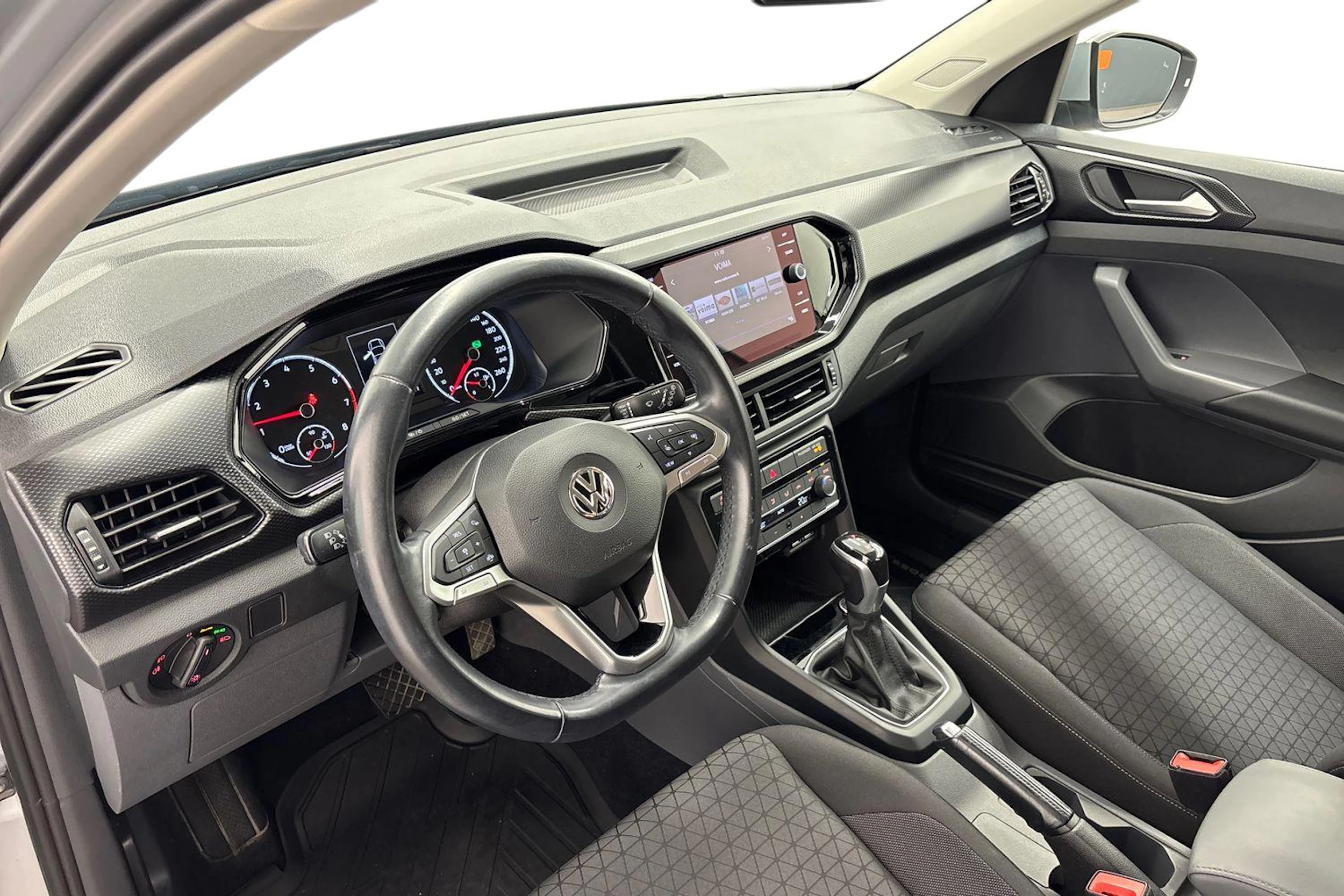 hopea Volkswagen T-Cross 2019 kuva 6.