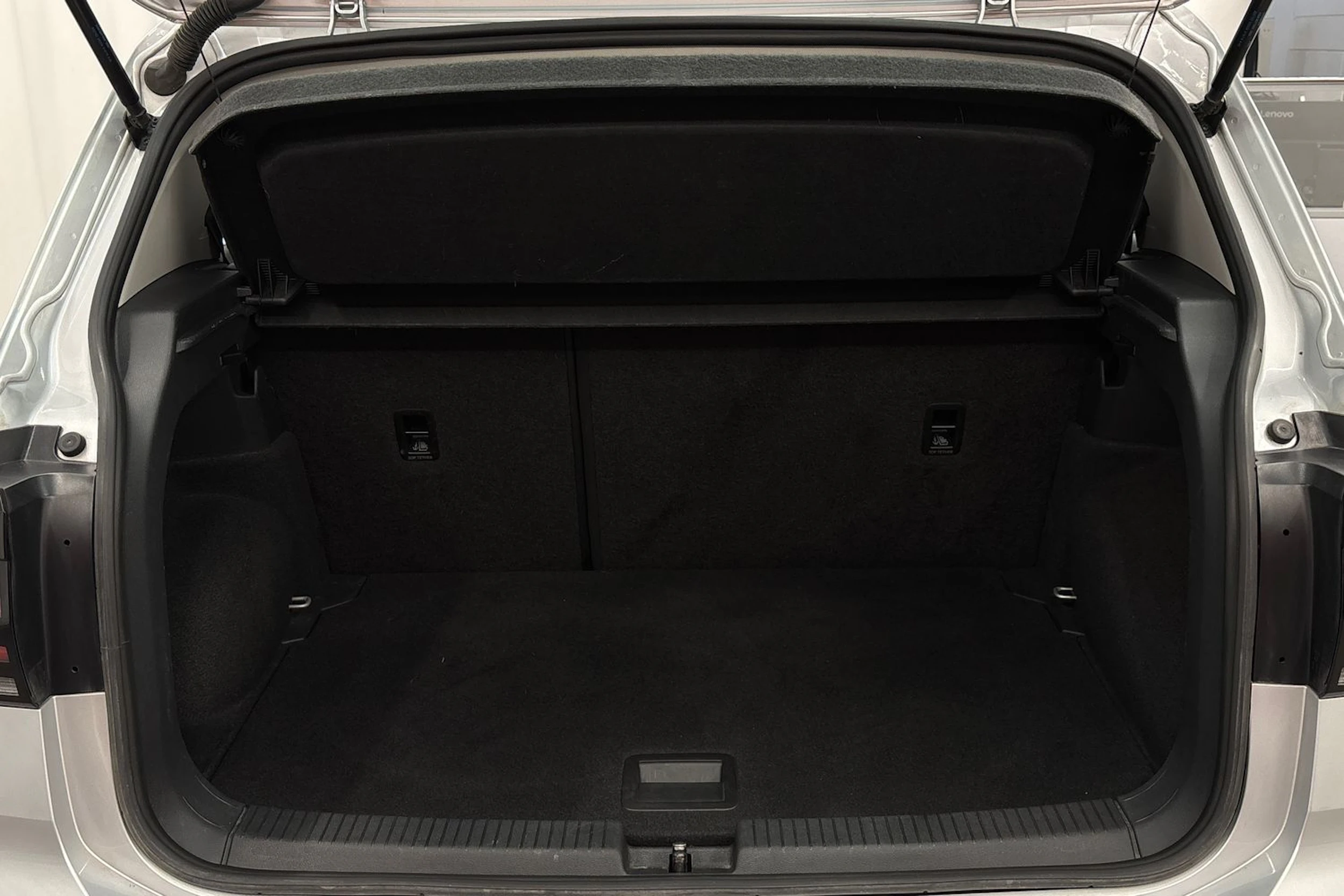 hopea Volkswagen T-Cross 2019 kuva 21.