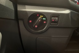 Valkoinen Volkswagen T-Cross 2019 kuva 19.