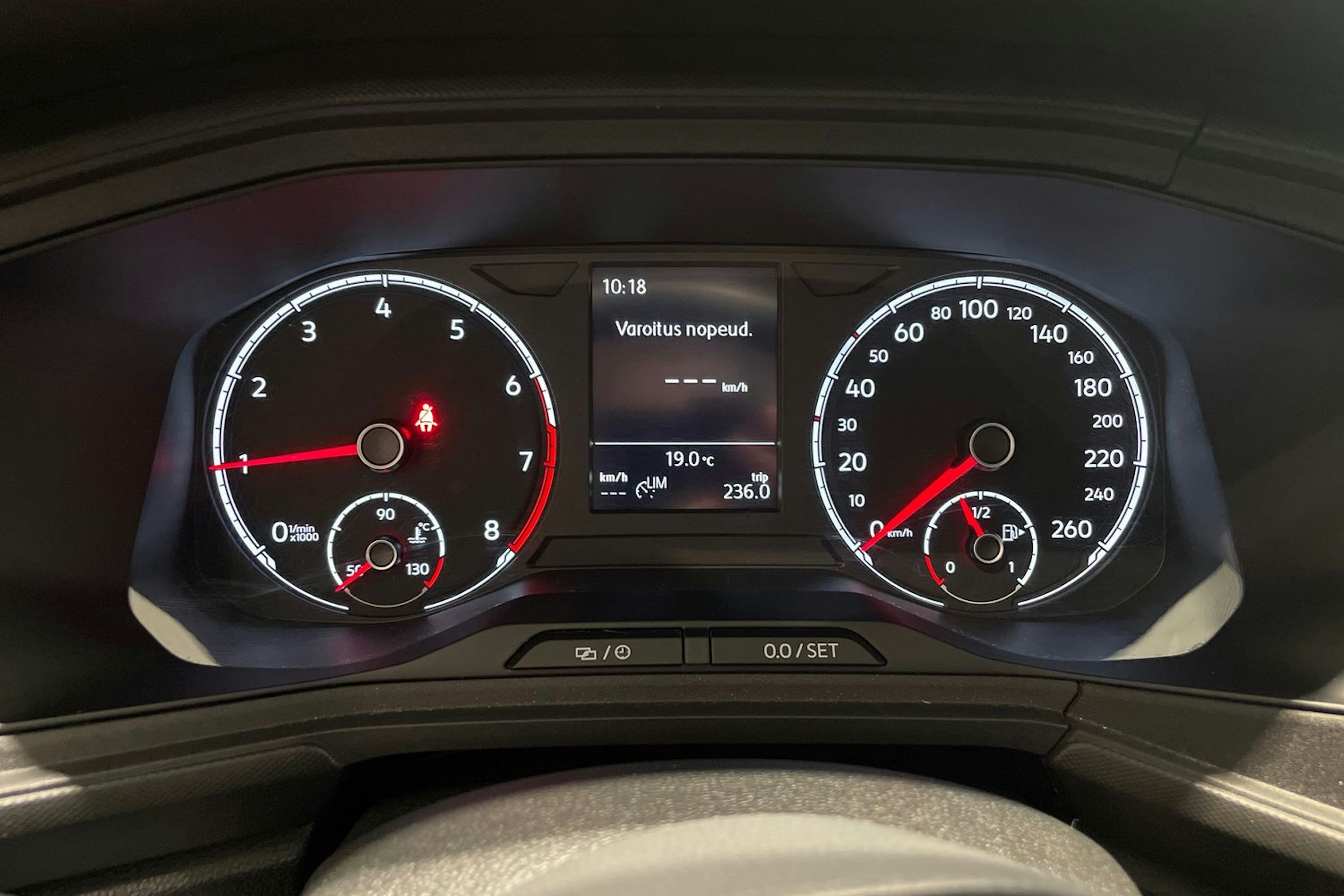 Valkoinen Volkswagen T-Cross 2019 kuva 20.
