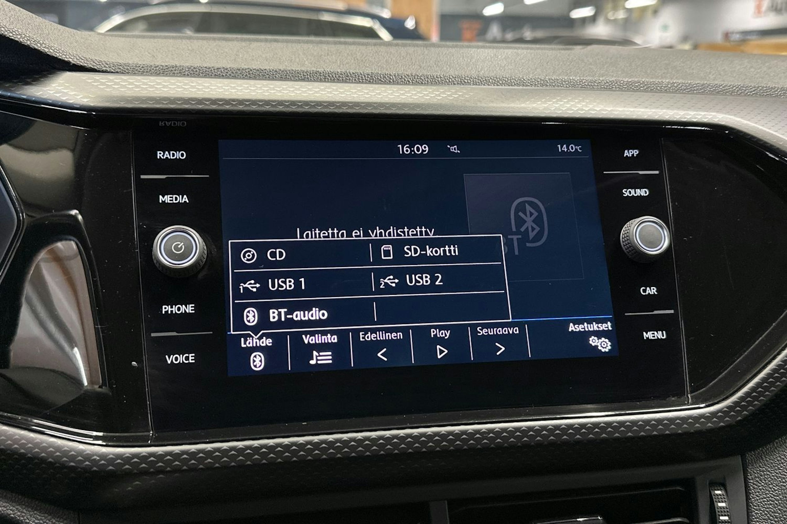 musta Volkswagen T-Cross 2019 kuva 20.
