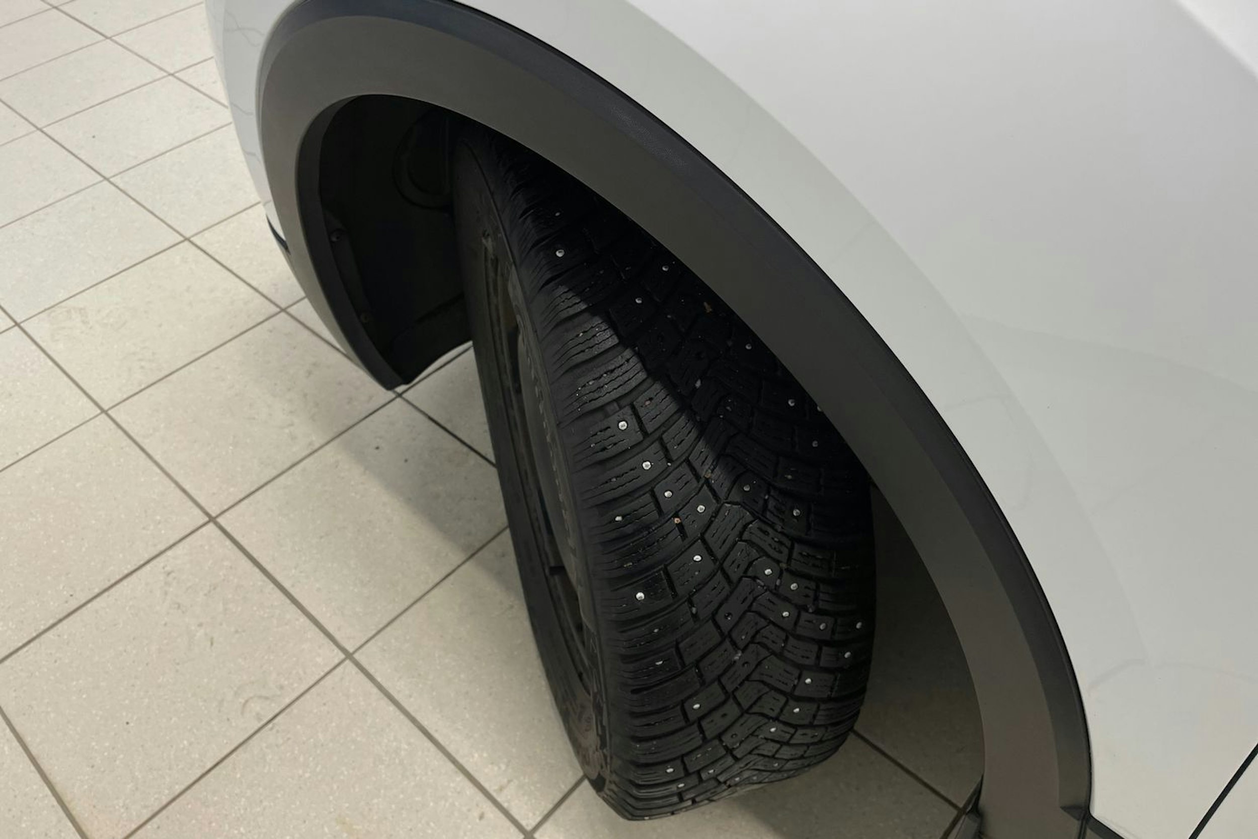 Valkoinen Volkswagen T-Cross 2019 kuva 13.