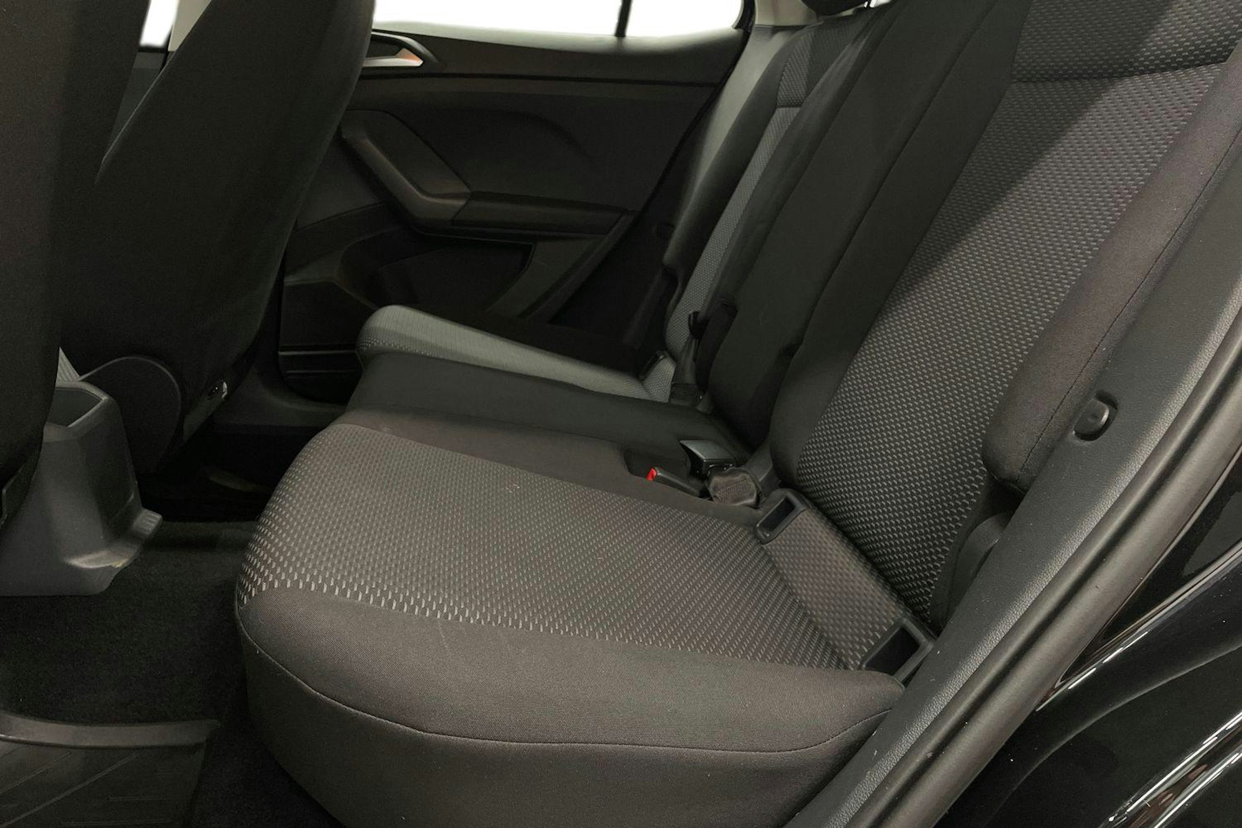 Musta Volkswagen T-Cross 2019 kuva 10.