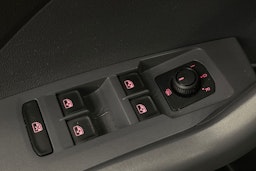 Musta Volkswagen T-Cross 2019 kuva 14.