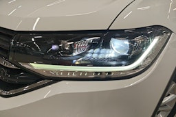 valkoinen Volkswagen T-Cross 2019 kuva 13.