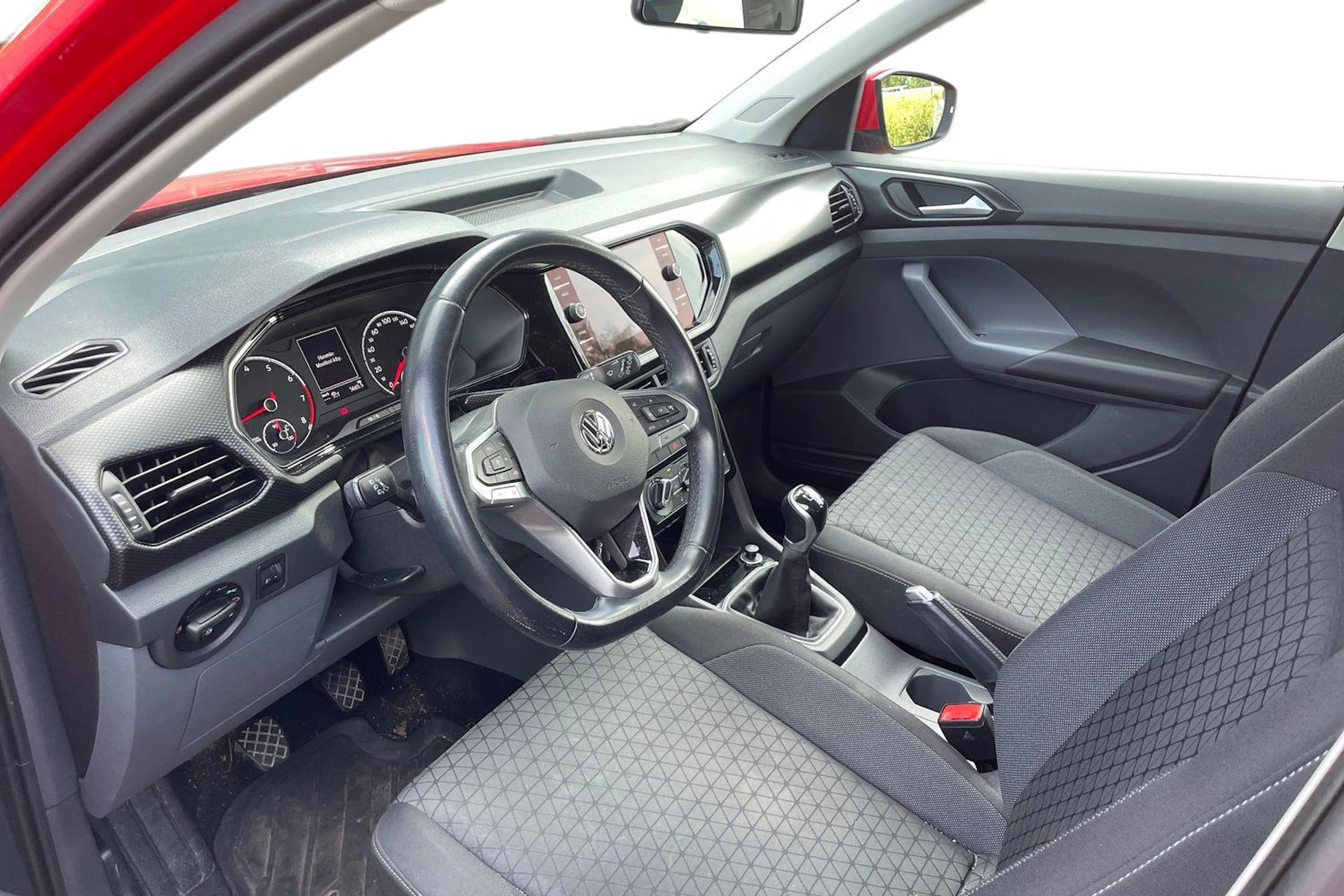 punainen Volkswagen T-Cross 2020 kuva 3.