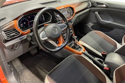 oranssi Volkswagen T-Cross 2019 kuva 6.