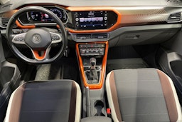 oranssi Volkswagen T-Cross 2019 kuva 7.