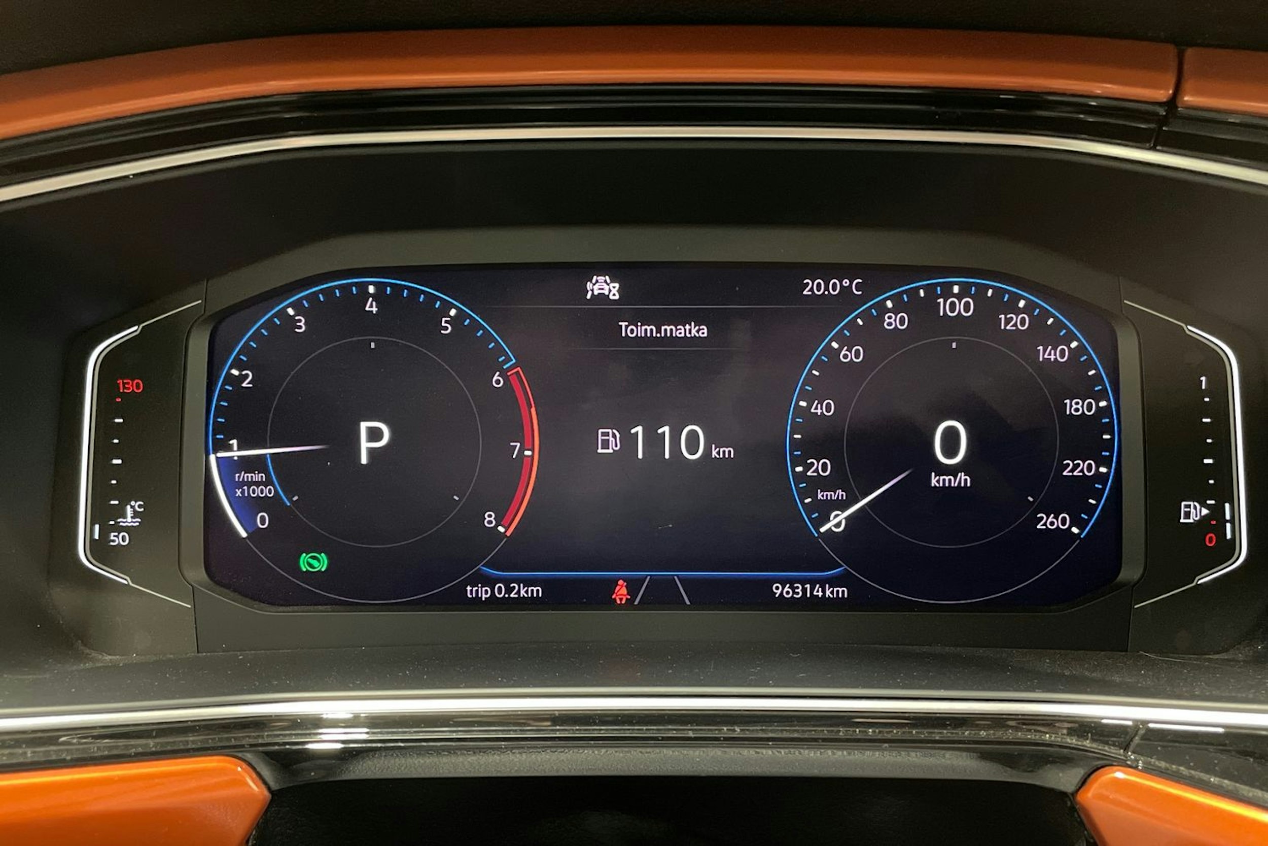 oranssi Volkswagen T-Cross 2019 kuva 13.