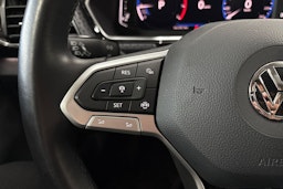 Valkoinen Volkswagen T-Cross 2020 kuva 16.