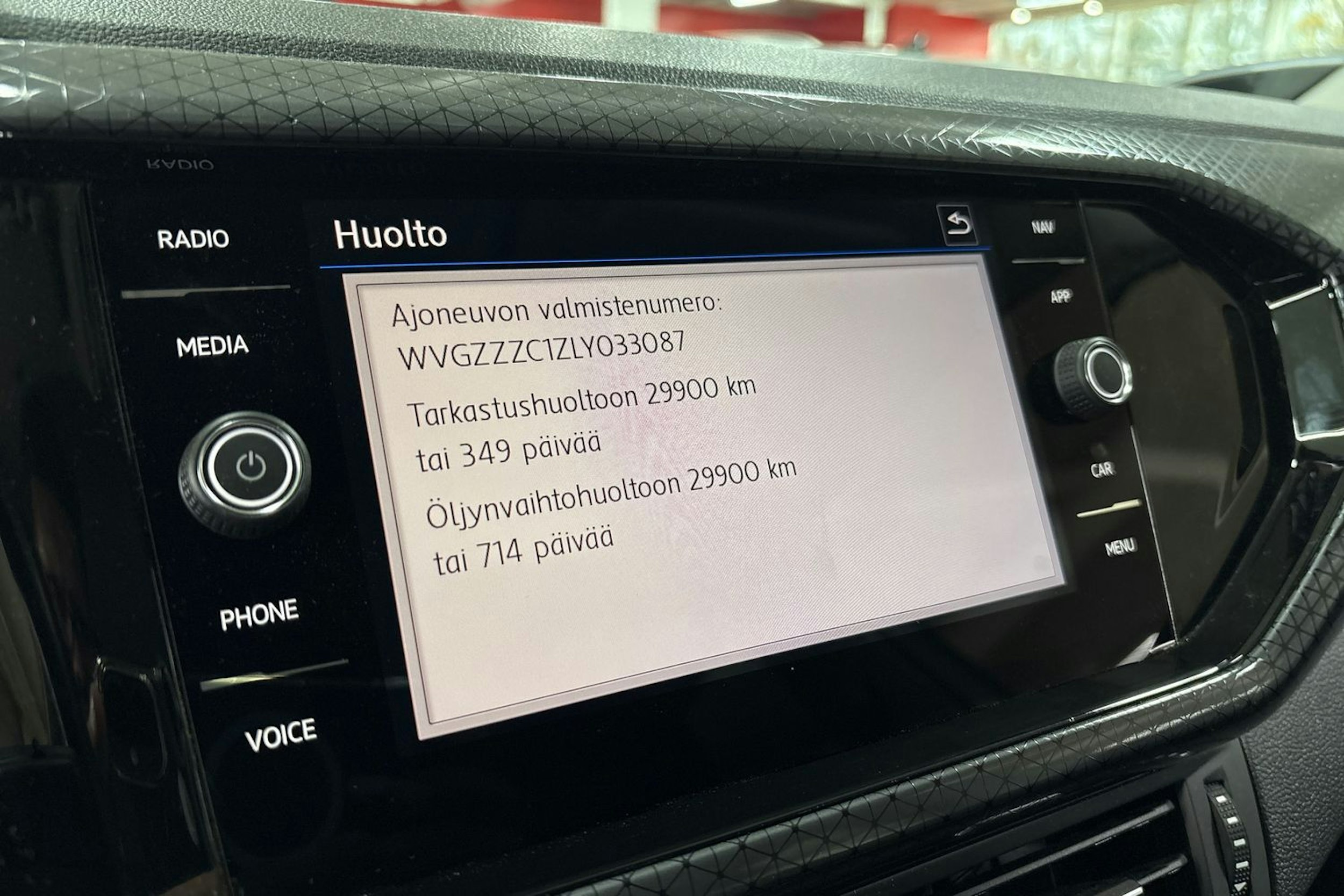 Valkoinen Volkswagen T-Cross 2020 kuva 19.