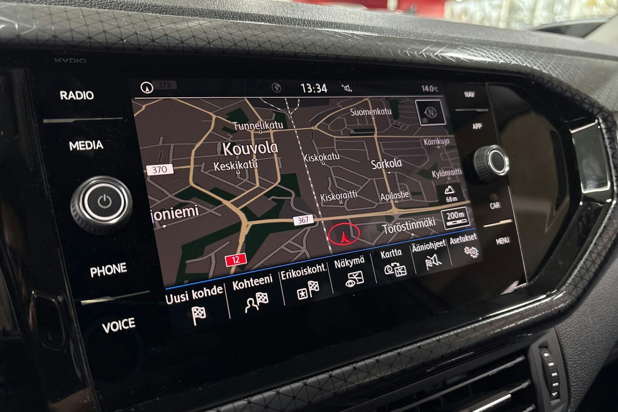 Valkoinen Volkswagen T-Cross 2020 kuva 20.