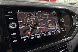 Valkoinen Volkswagen T-Cross 2020 kuva 20.