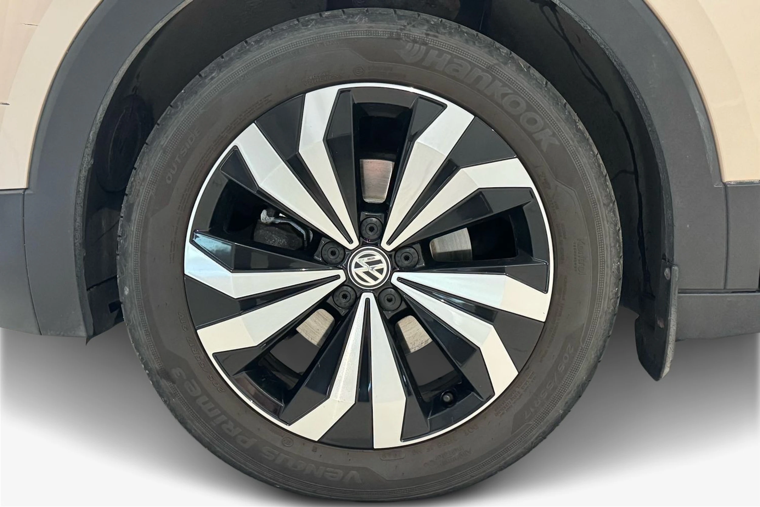 oranssi Volkswagen T-Cross 2020 kuva 9.
