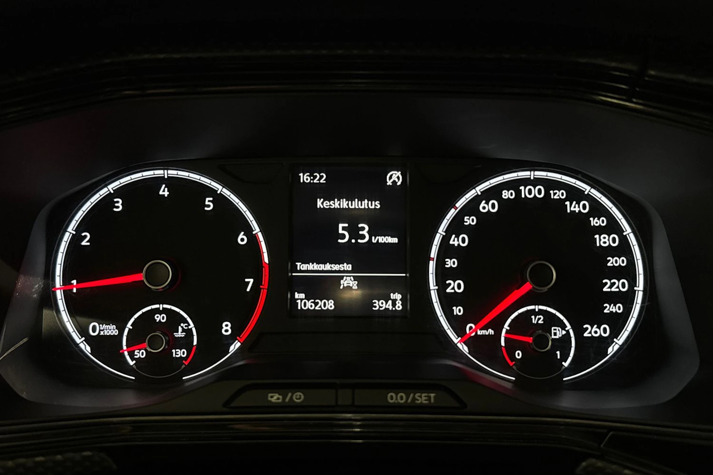 oranssi Volkswagen T-Cross 2020 kuva 15.