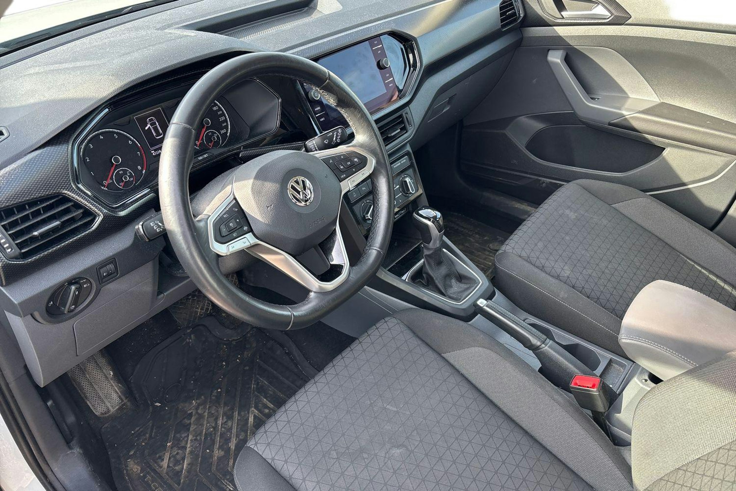 valkoinen Volkswagen T-Cross 2019 kuva 3.
