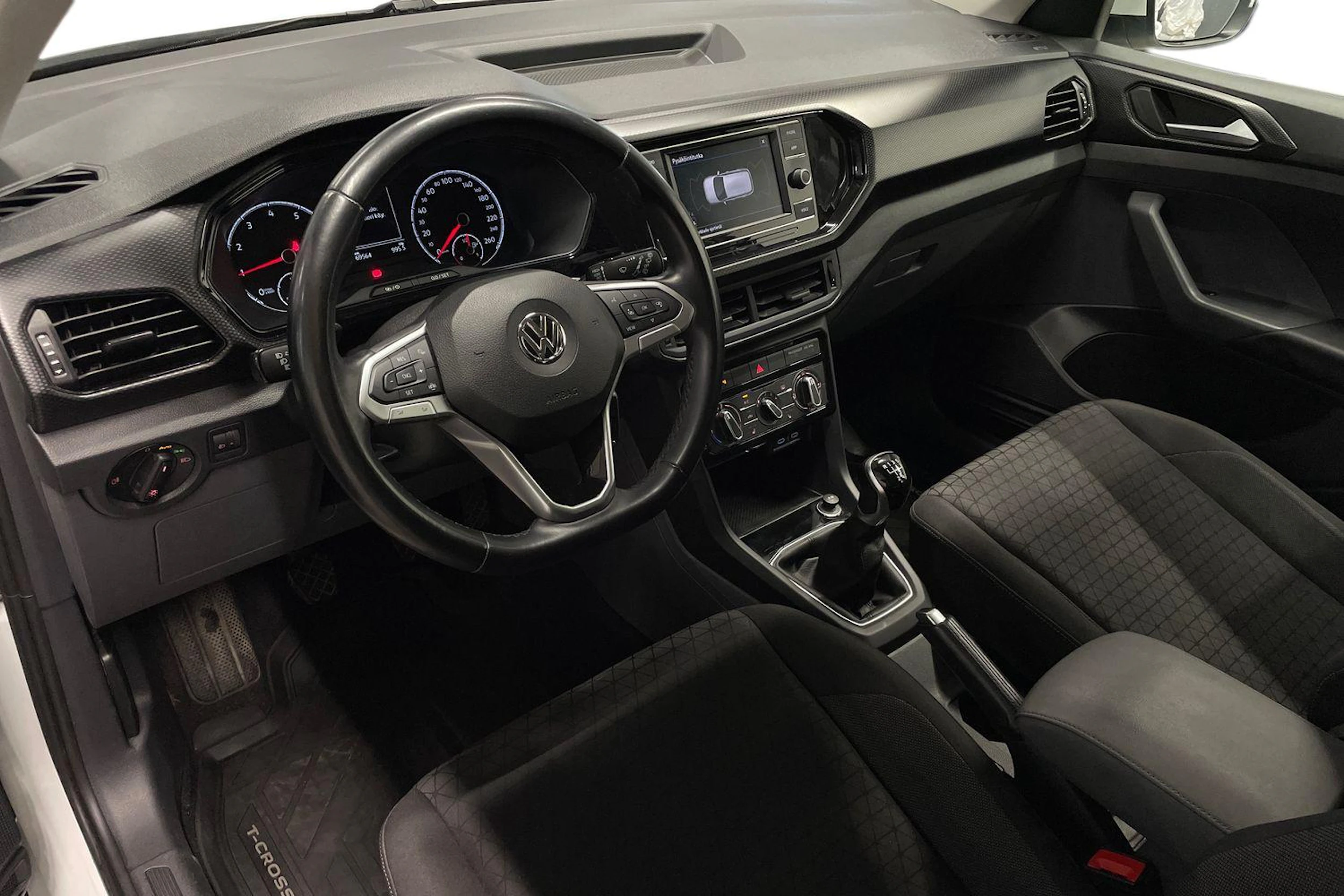 valkoinen Volkswagen T-Cross 2020 kuva 6.