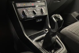valkoinen Volkswagen T-Cross 2020 kuva 14.