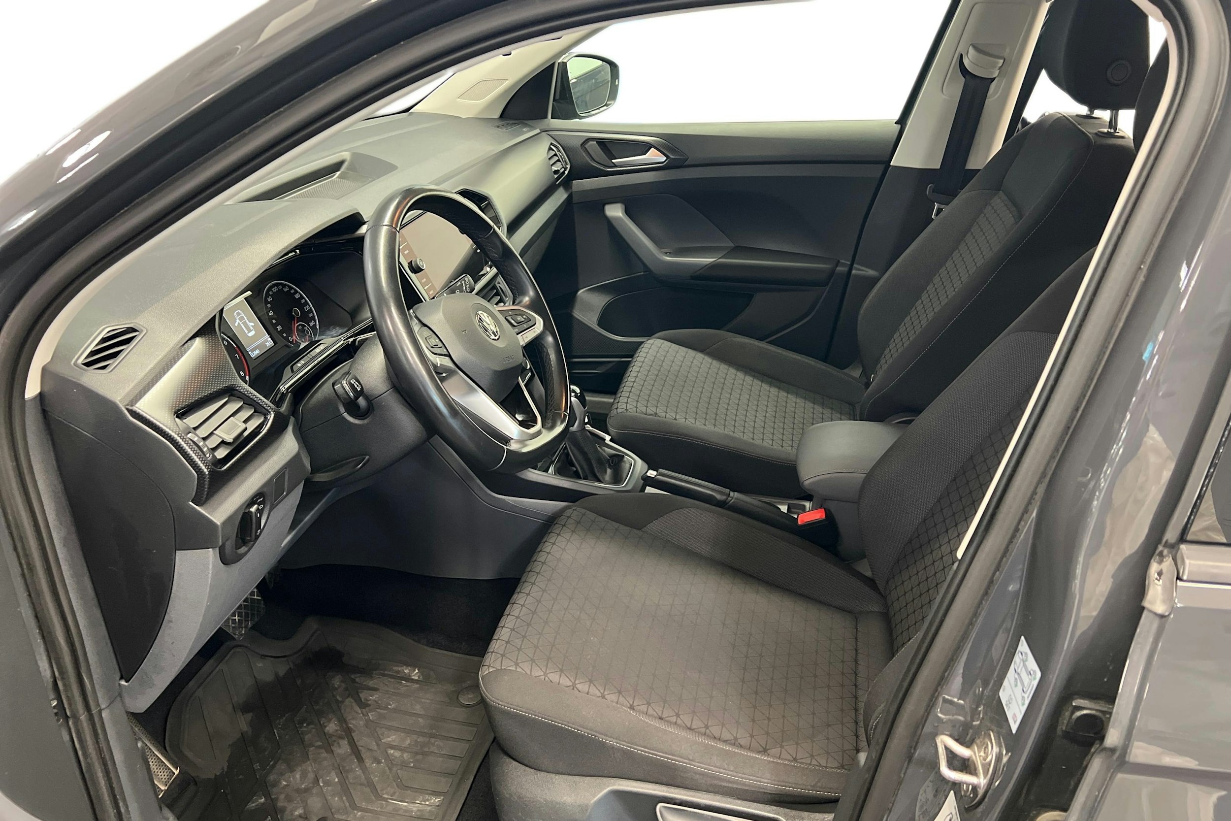 Harmaa Volkswagen T-Cross 2020 kuva 7.