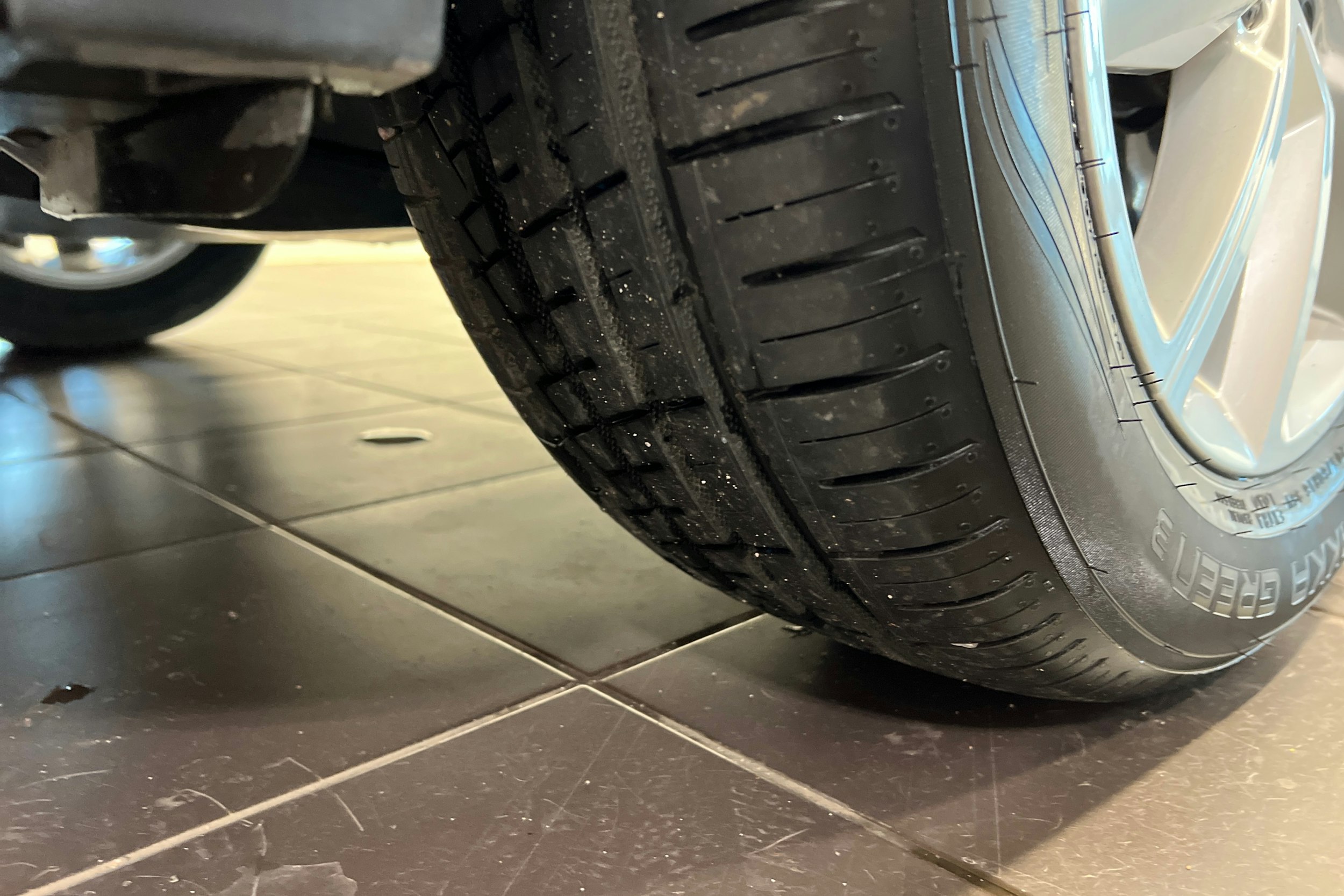 Harmaa Volkswagen T-Cross 2020 kuva 13.