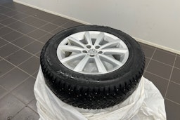 Harmaa Volkswagen T-Cross 2020 kuva 14.