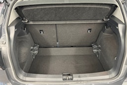 Harmaa Volkswagen T-Cross 2020 kuva 15.