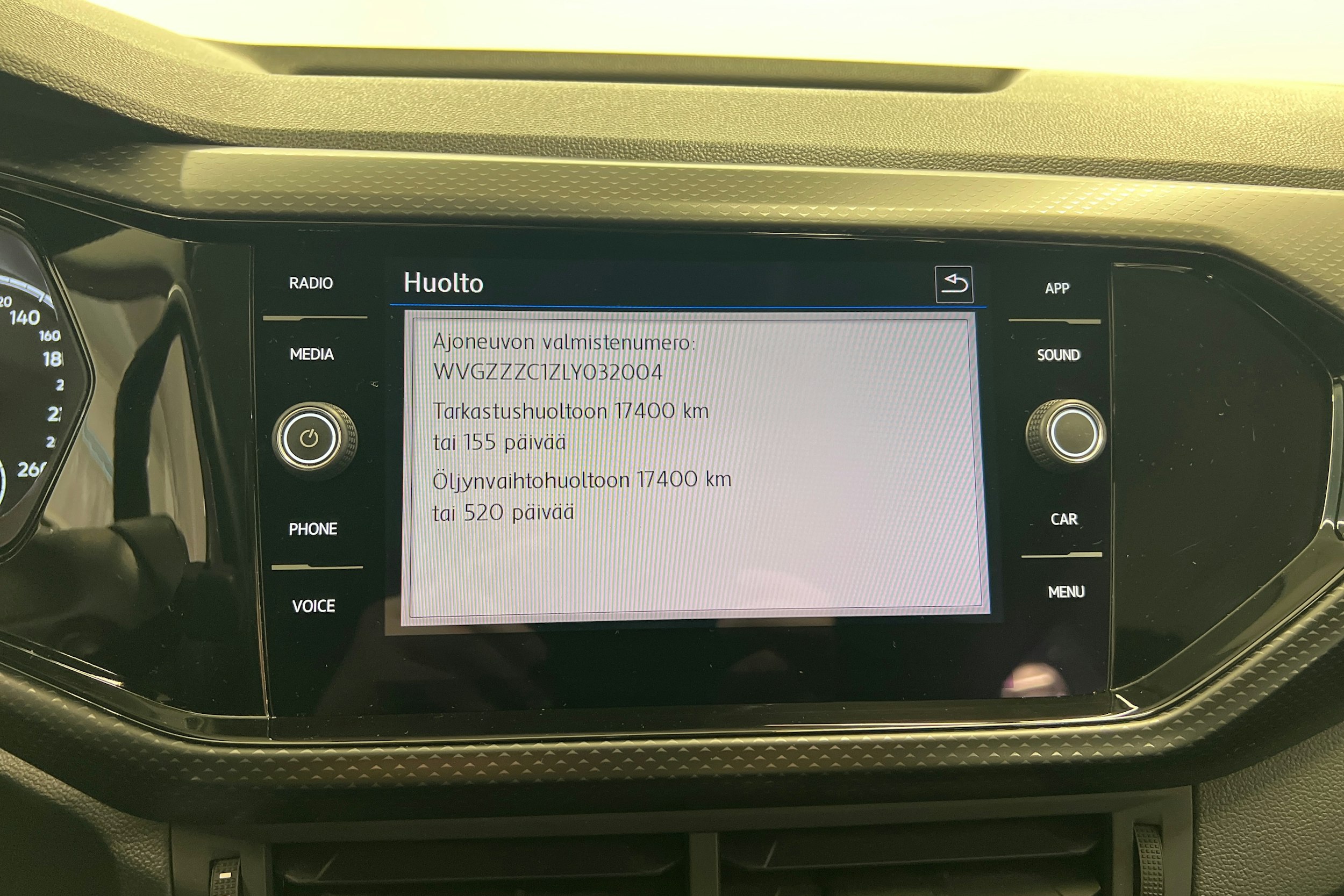 Harmaa Volkswagen T-Cross 2020 kuva 23.
