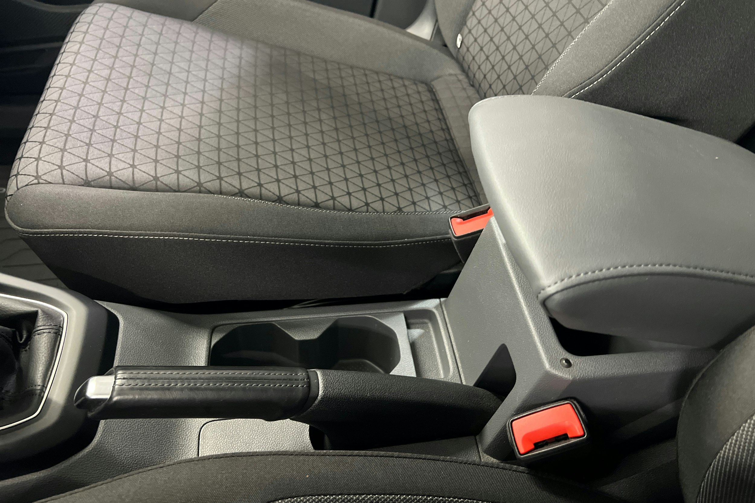 Harmaa Volkswagen T-Cross 2020 kuva 25.