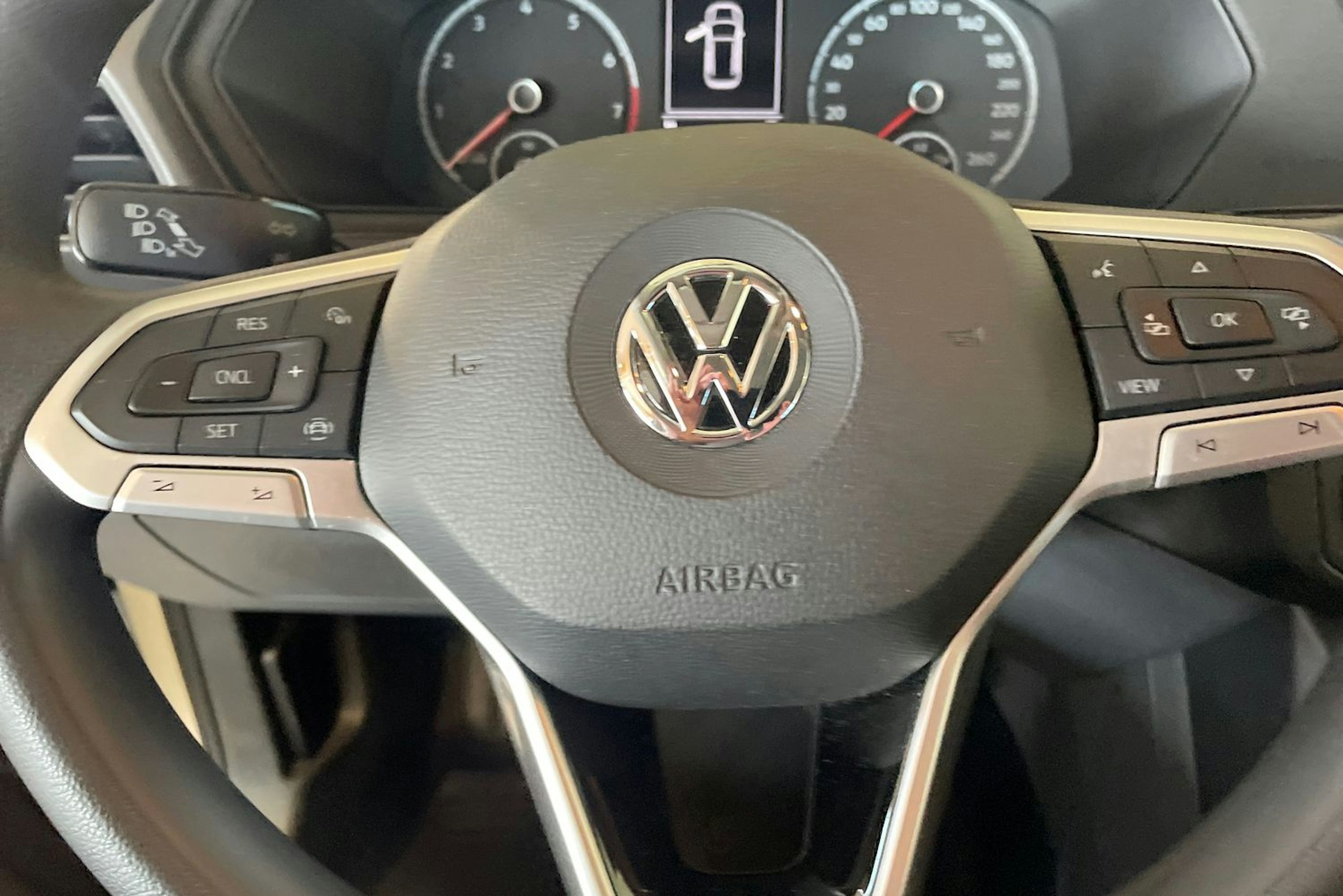 valkoinen Volkswagen T-Cross 2020 kuva 16.