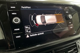 Punainen Volkswagen T-Cross 2020 kuva 18.
