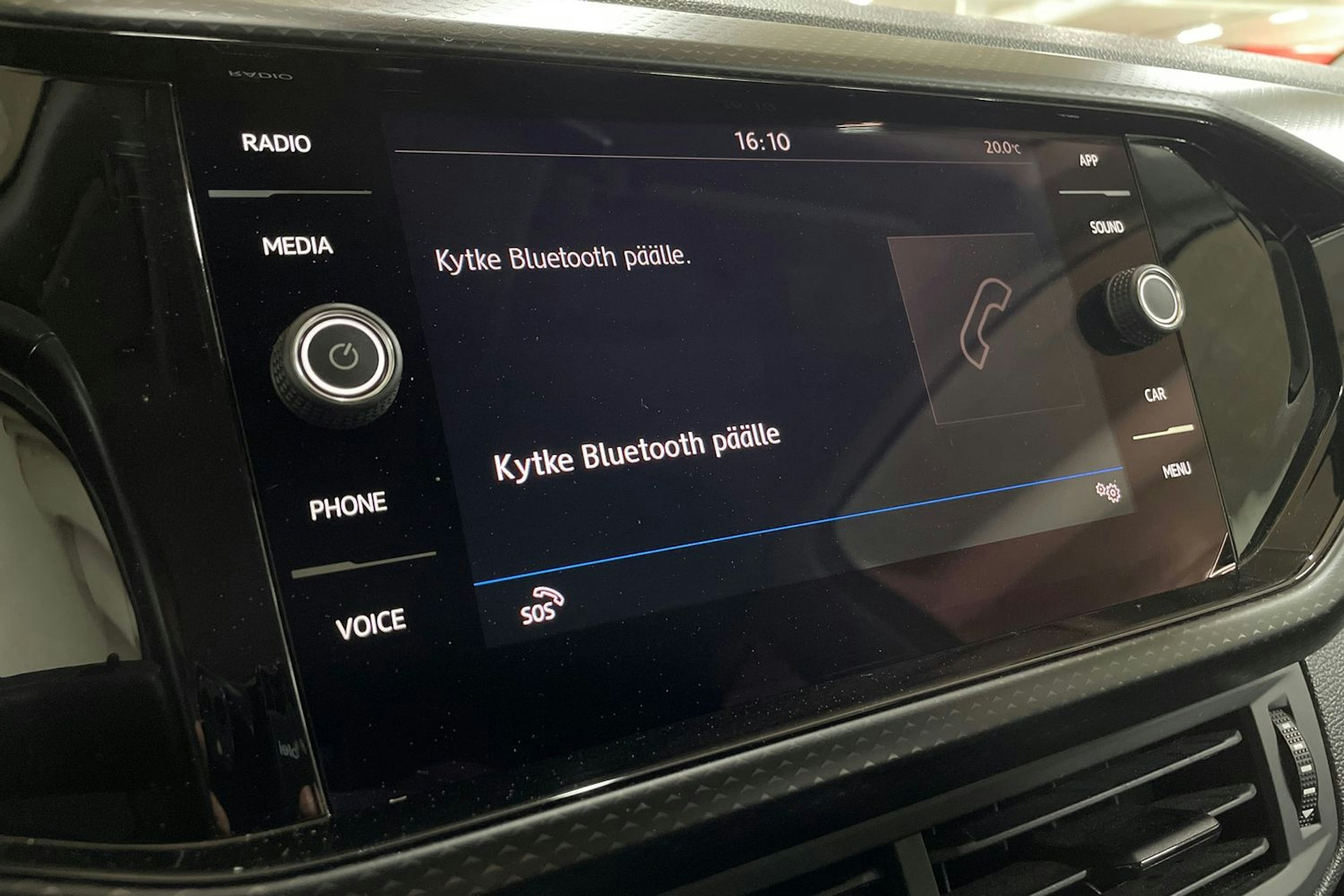 Punainen Volkswagen T-Cross 2020 kuva 19.