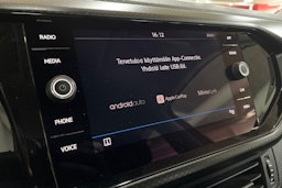 Punainen Volkswagen T-Cross 2020 kuva 26.