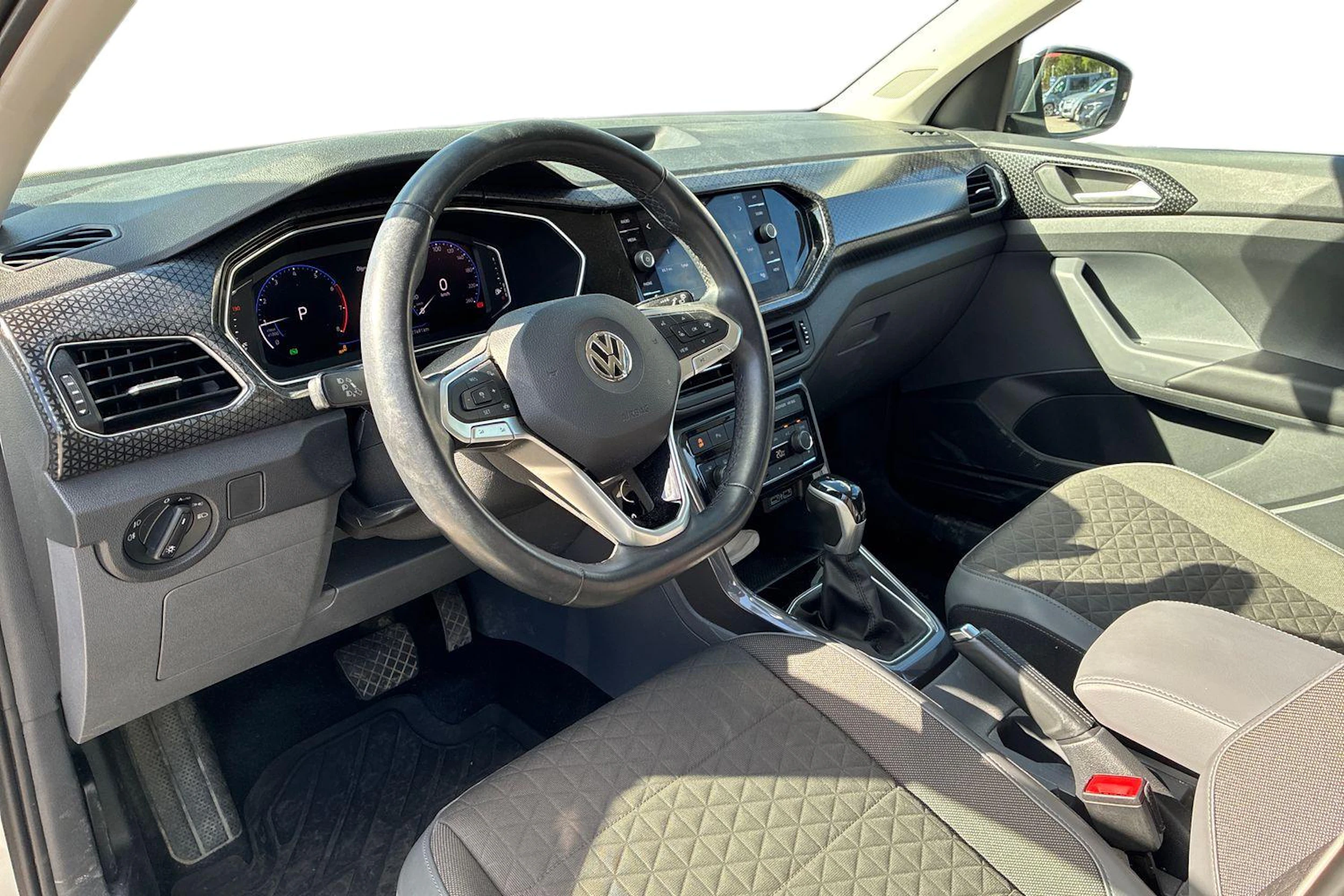 hopea Volkswagen T-Cross 2020 kuva 3.