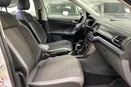 hopea Volkswagen T-Cross 2020 kuva 27.