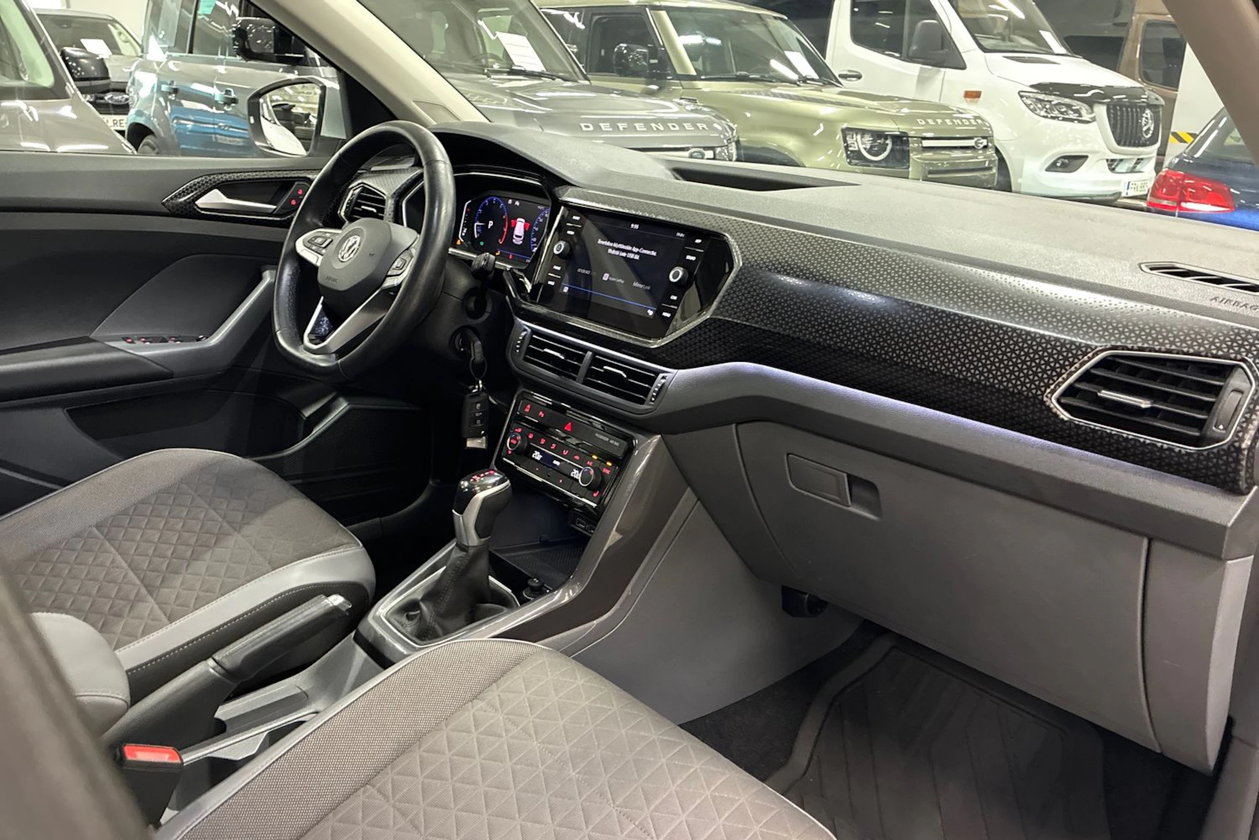 hopea Volkswagen T-Cross 2020 kuva 28.