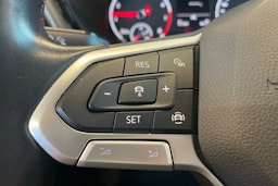 harmaa Volkswagen T-Cross 2020 kuva 18.