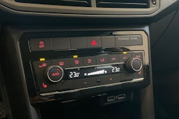 harmaa Volkswagen T-Cross 2020 kuva 22.