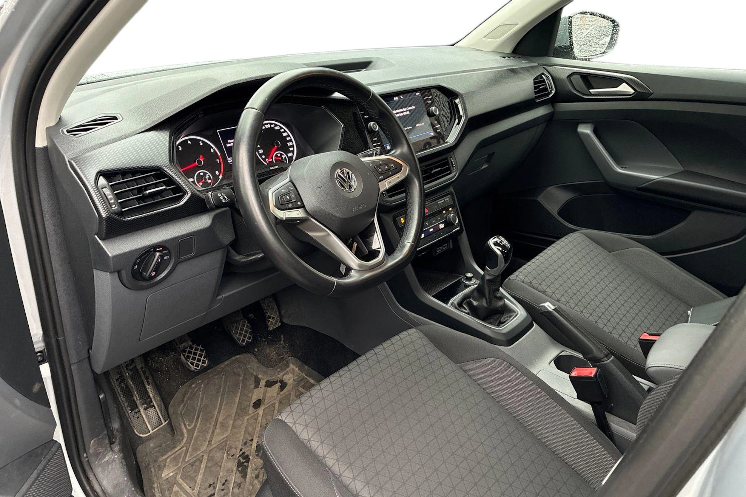 hopea Volkswagen T-Cross 2020 kuva 3.