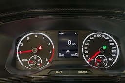 Valkoinen Volkswagen T-Cross 2020 kuva 19.