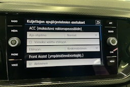Valkoinen Volkswagen T-Cross 2020 kuva 27.