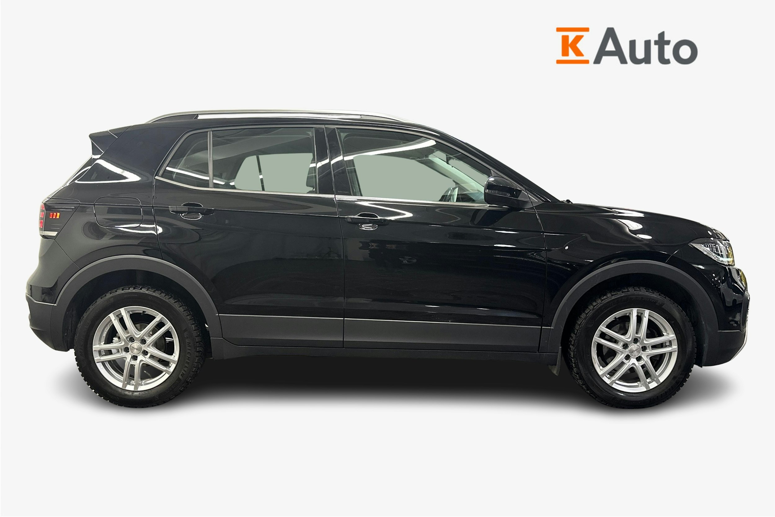 musta Volkswagen T-Cross 2020 kuva 6.