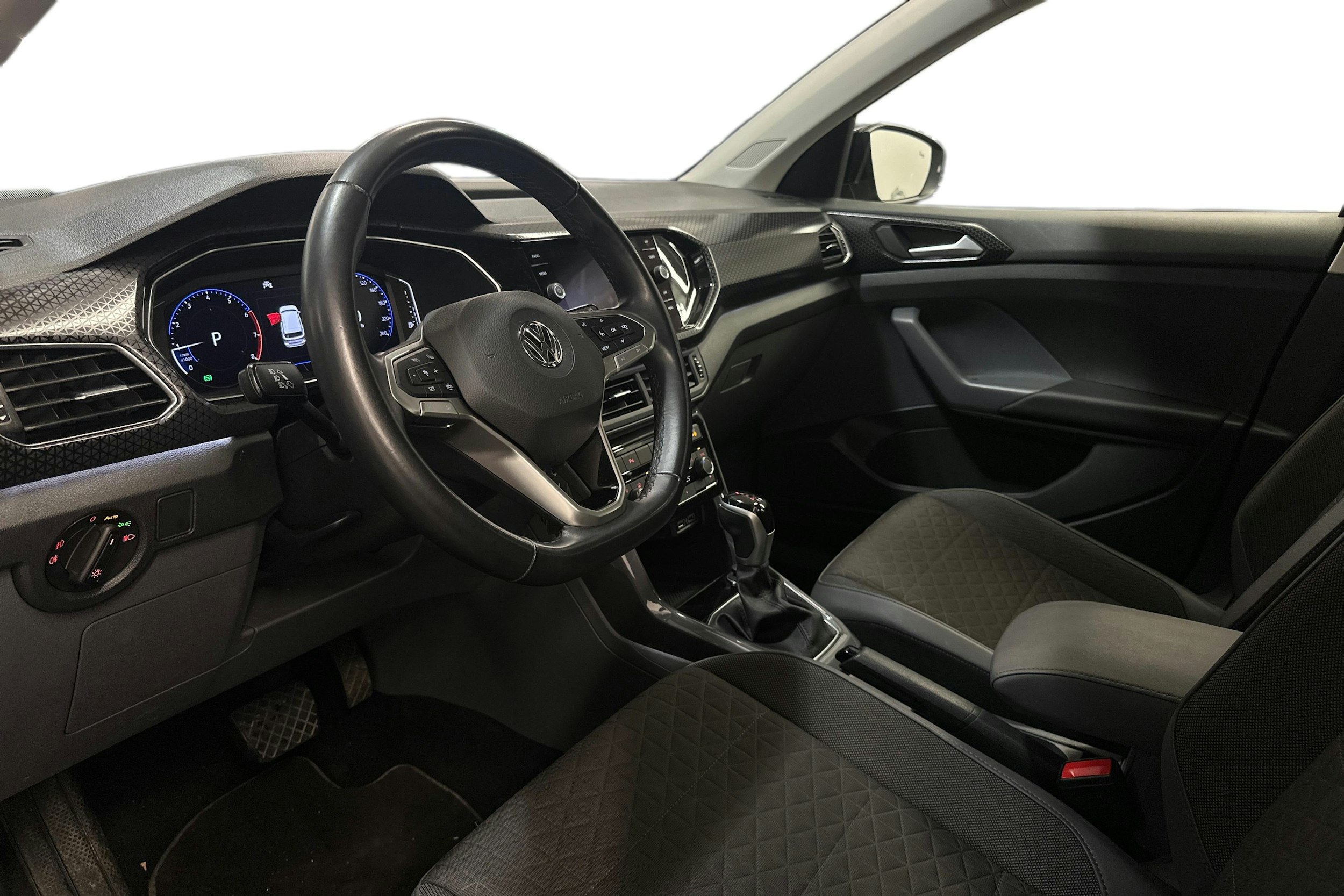 musta Volkswagen T-Cross 2020 kuva 7.