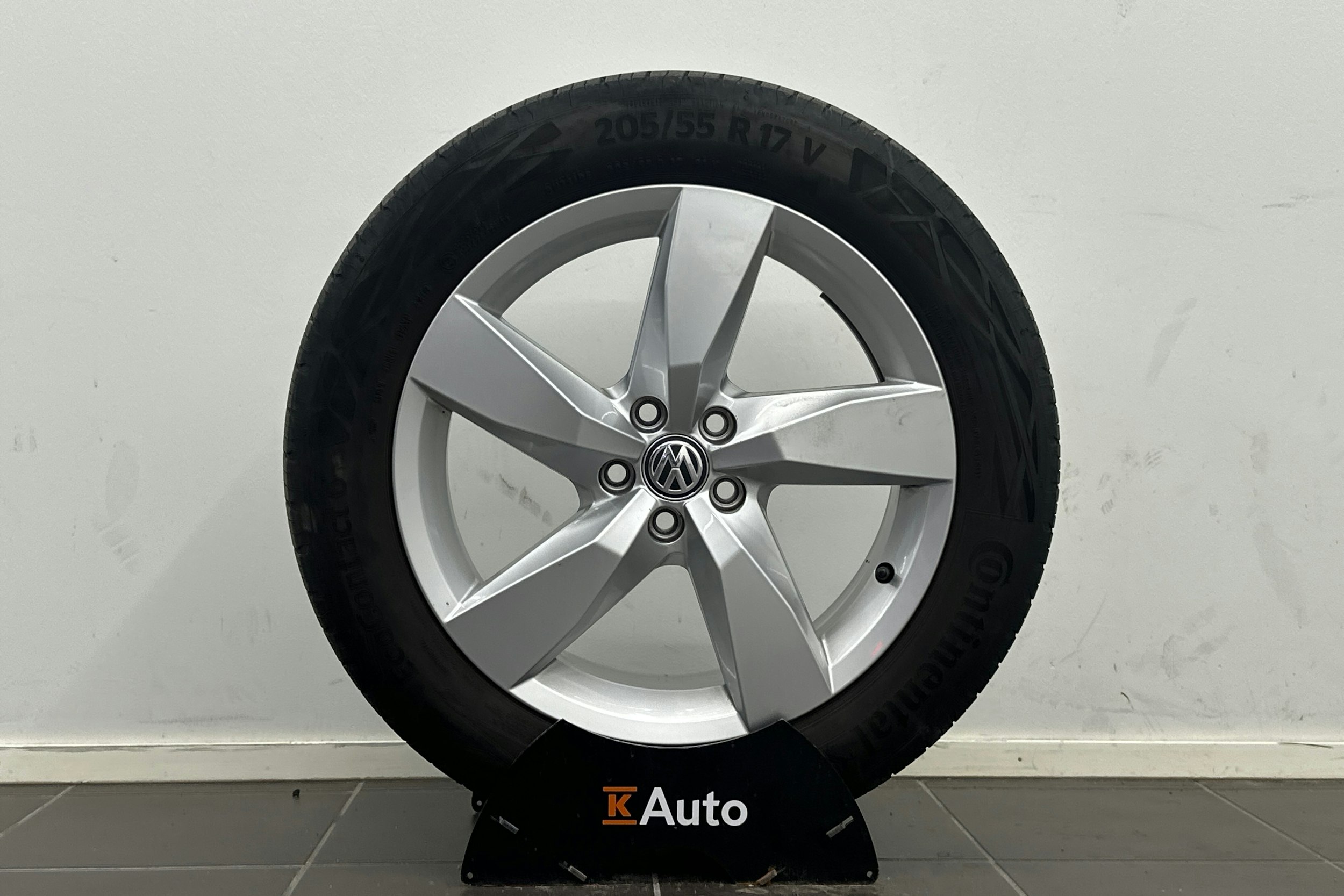 musta Volkswagen T-Cross 2020 kuva 13.