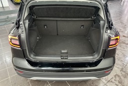 musta Volkswagen T-Cross 2020 kuva 23.