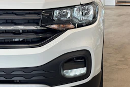 valkoinen Volkswagen T-Cross 2020 kuva 20.