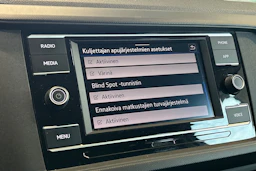 valkoinen Volkswagen T-Cross 2020 kuva 28.