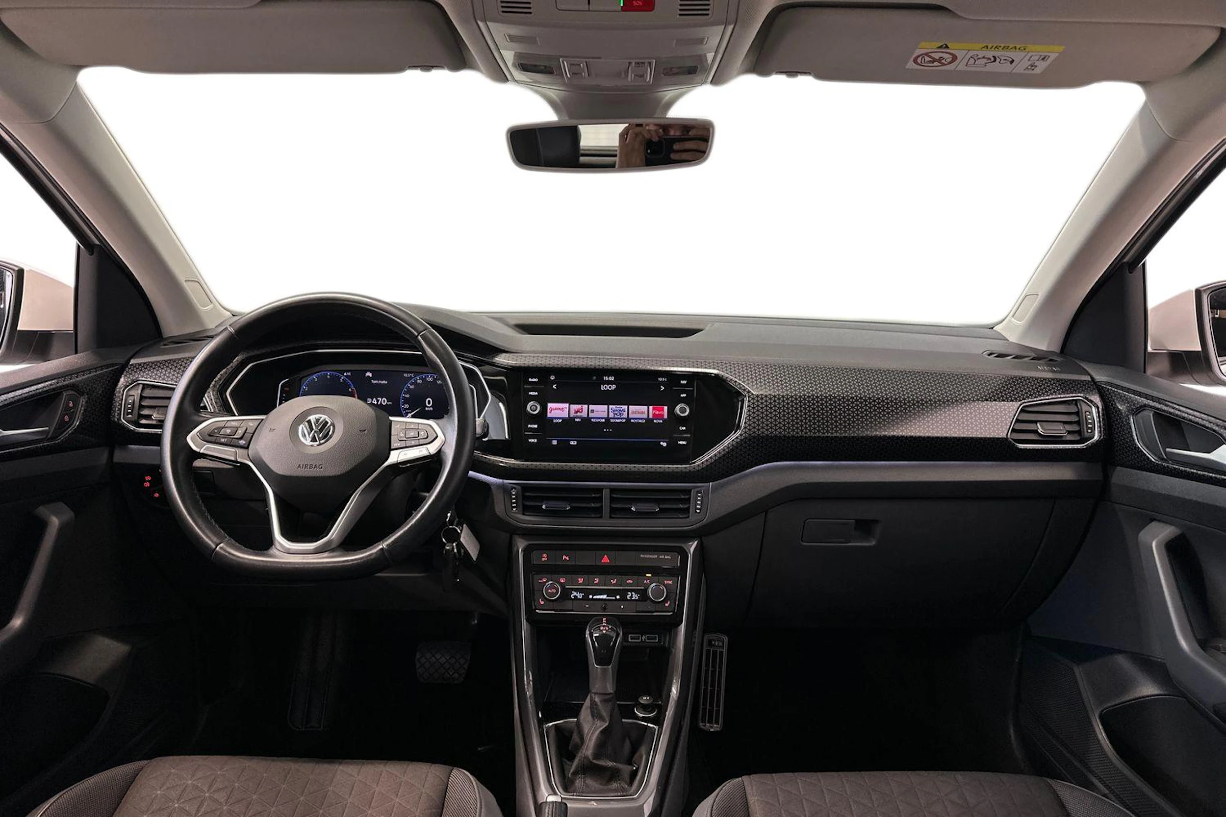 valkoinen Volkswagen T-Cross 2020 kuva 9.