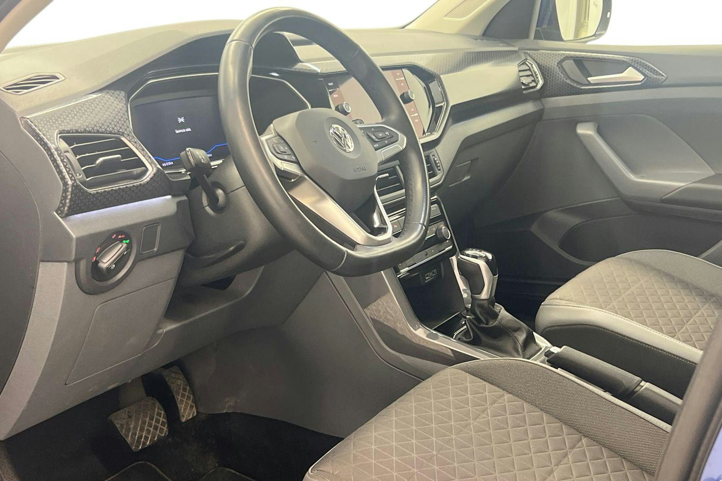 met. sininen Volkswagen T-Cross 2020 kuva 7.