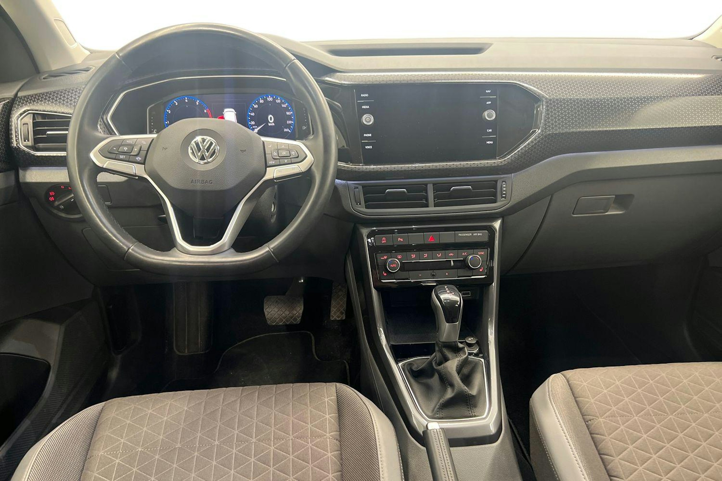 met. sininen Volkswagen T-Cross 2020 kuva 9.